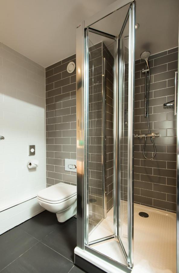 Holiday Inn Express Burton On Trent By Ihg Dış mekan fotoğraf