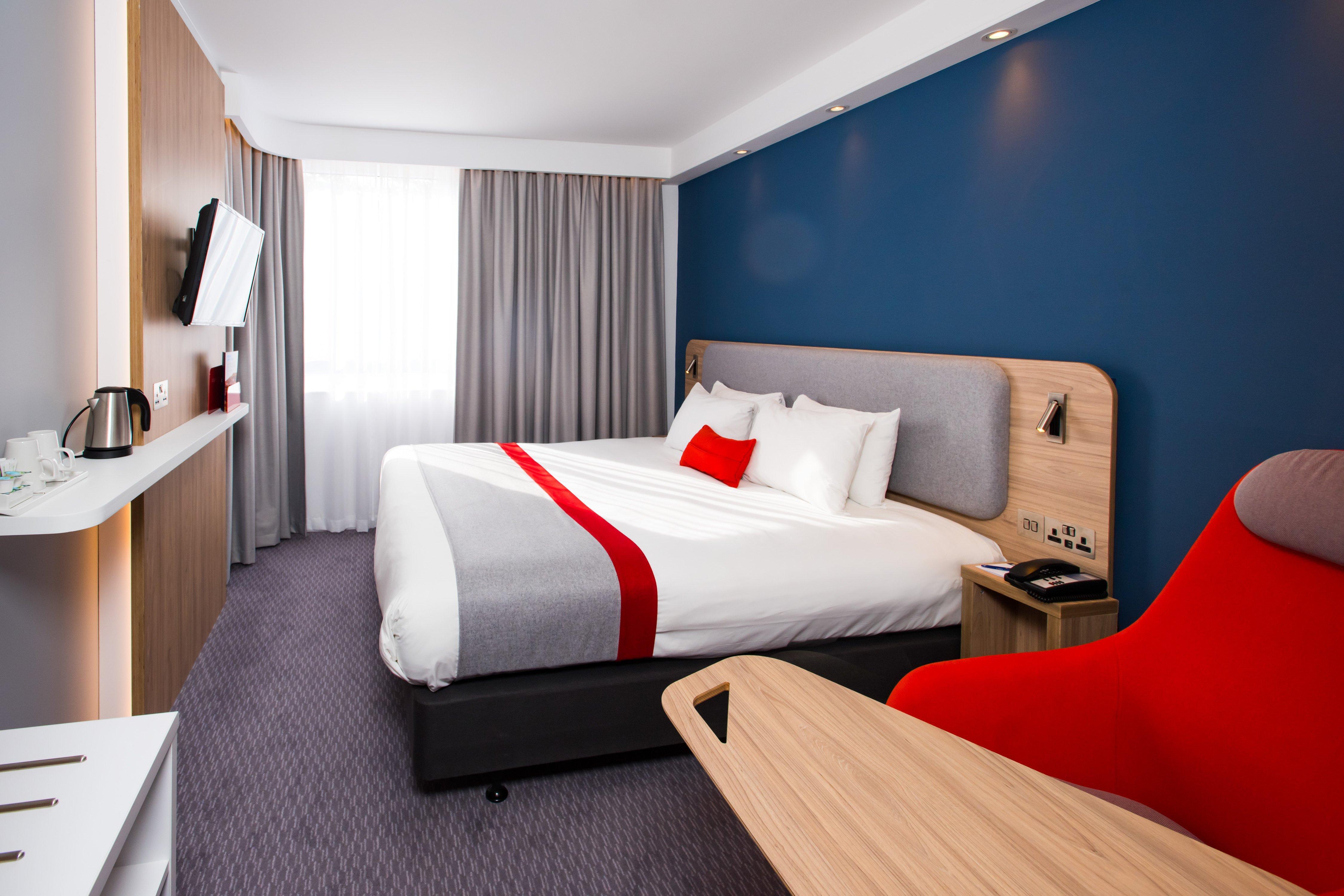 Holiday Inn Express Burton On Trent By Ihg Dış mekan fotoğraf