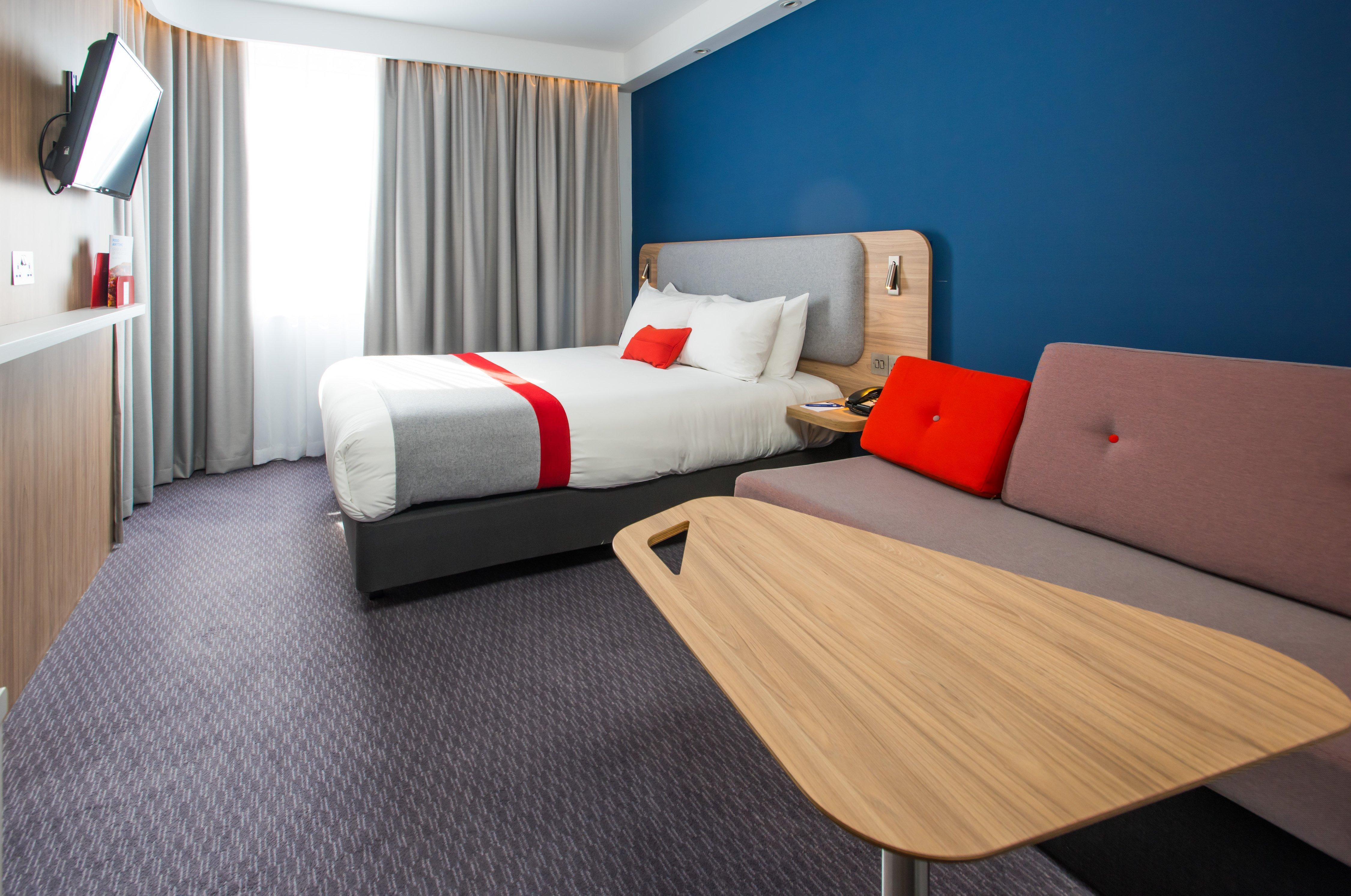 Holiday Inn Express Burton On Trent By Ihg Dış mekan fotoğraf