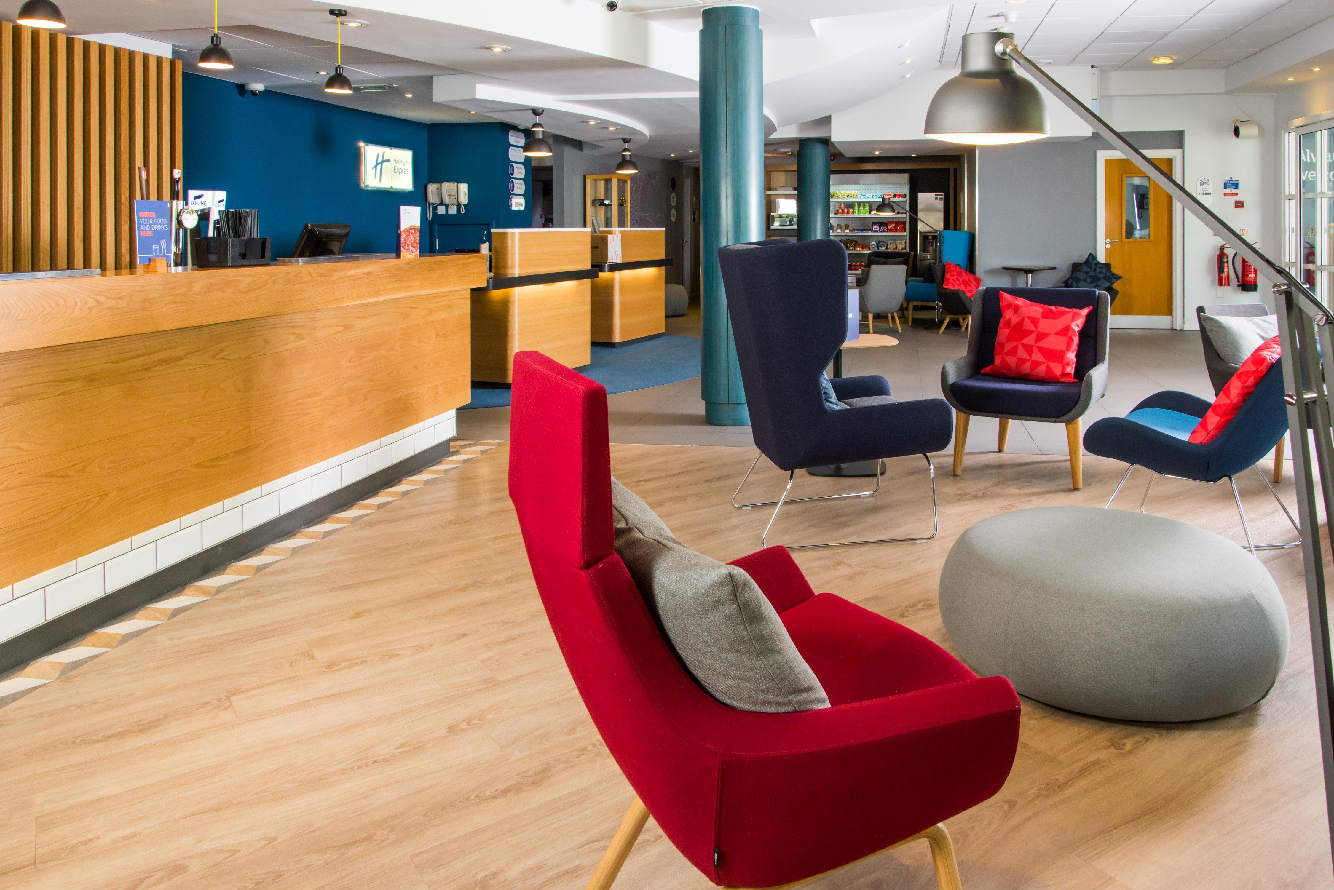 Holiday Inn Express Burton On Trent By Ihg Dış mekan fotoğraf